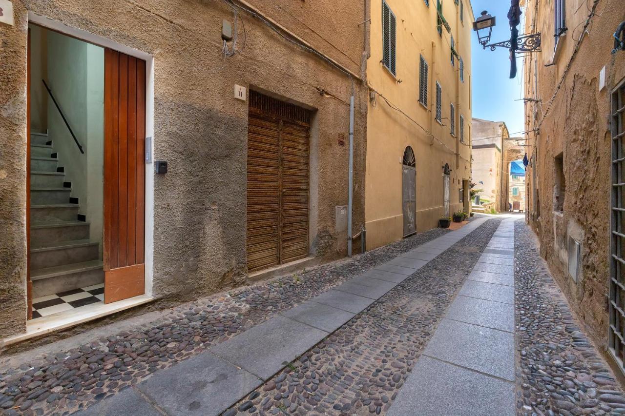 Sardinia Re - Maiorca 13 Apartment Alghero Ngoại thất bức ảnh